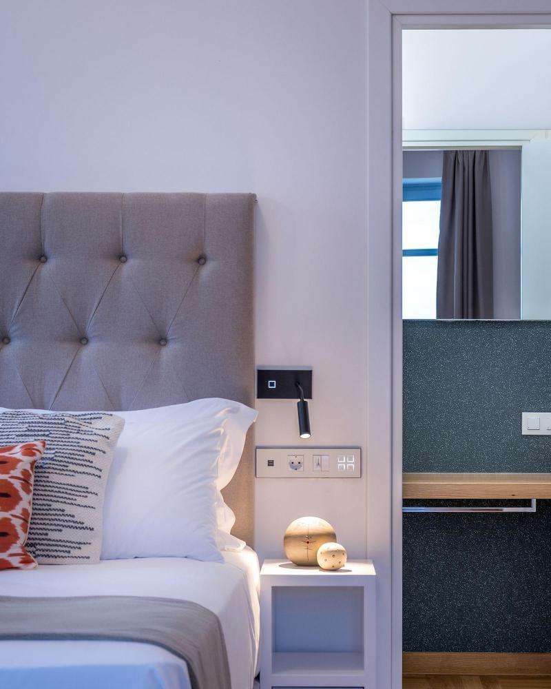 Shapes Luxury Suites Ermoupoli Exteriör bild