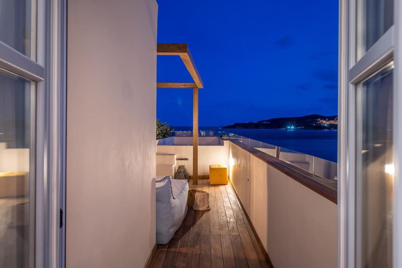 Shapes Luxury Suites Ermoupoli Exteriör bild
