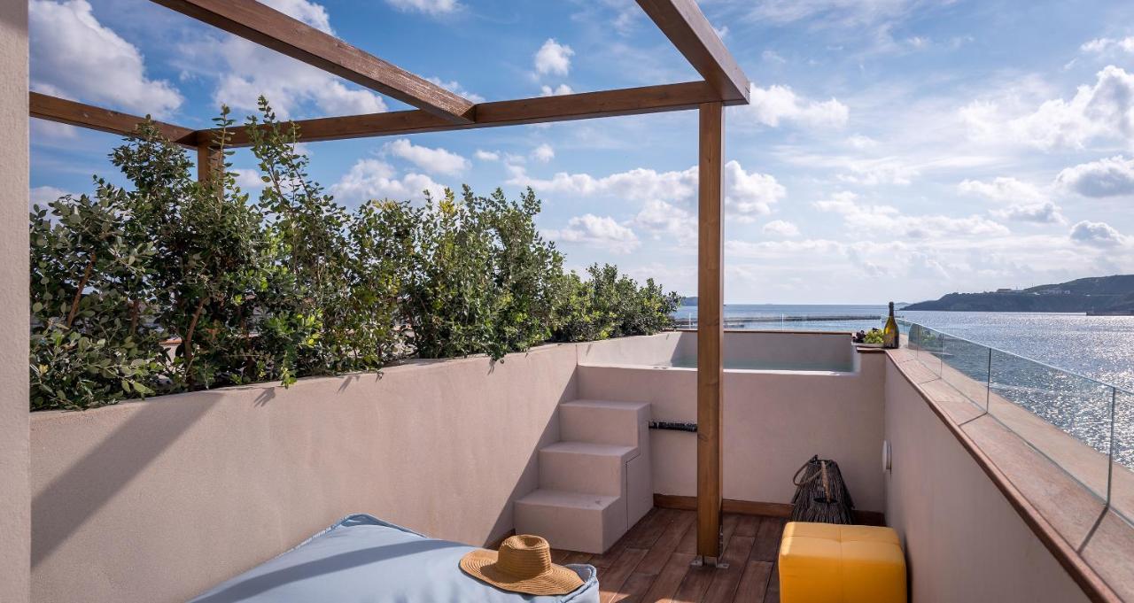Shapes Luxury Suites Ermoupoli Exteriör bild