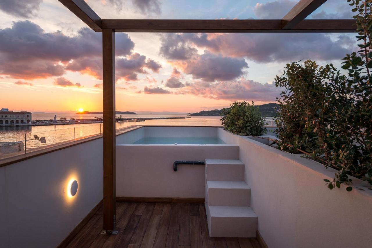Shapes Luxury Suites Ermoupoli Exteriör bild