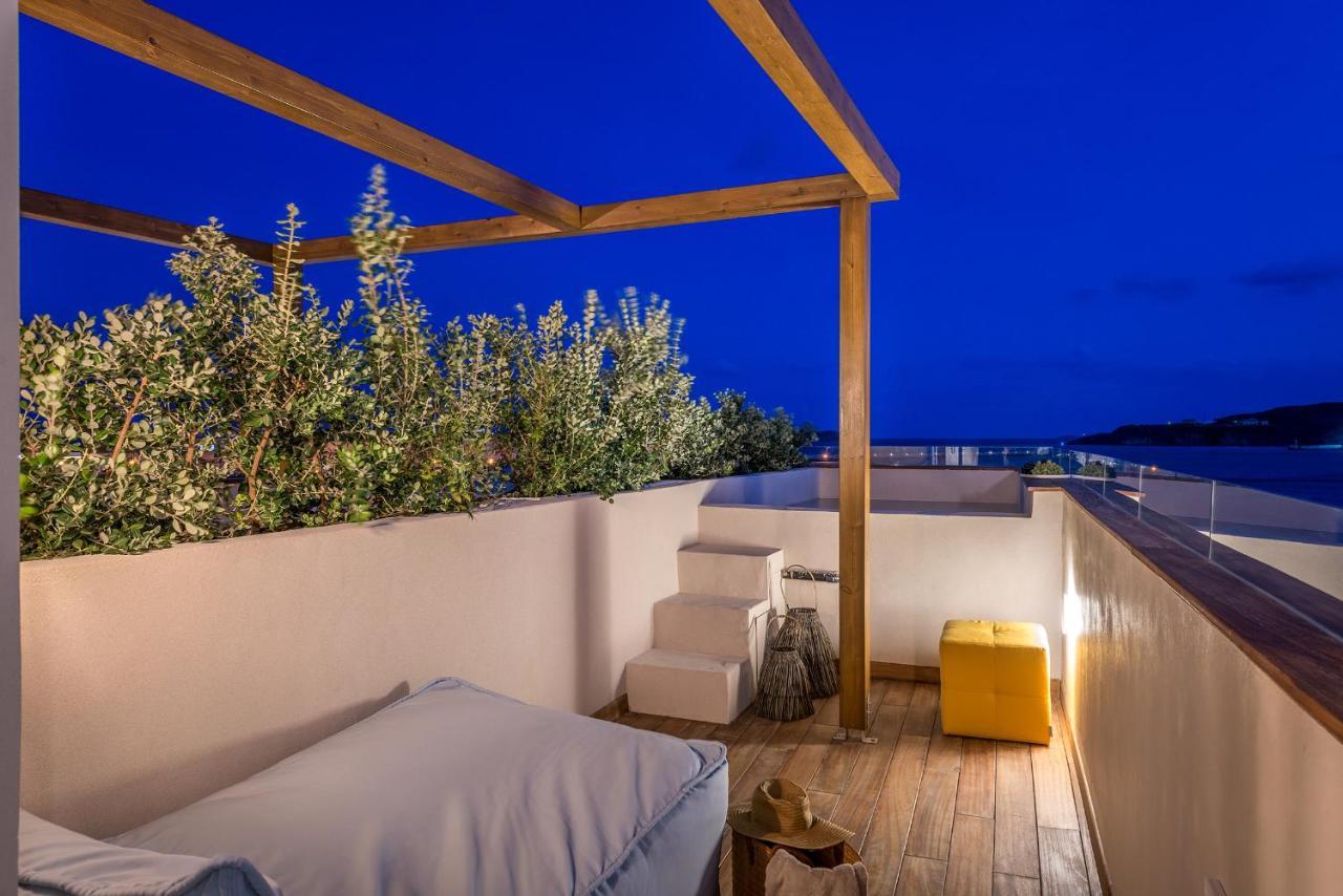 Shapes Luxury Suites Ermoupoli Exteriör bild