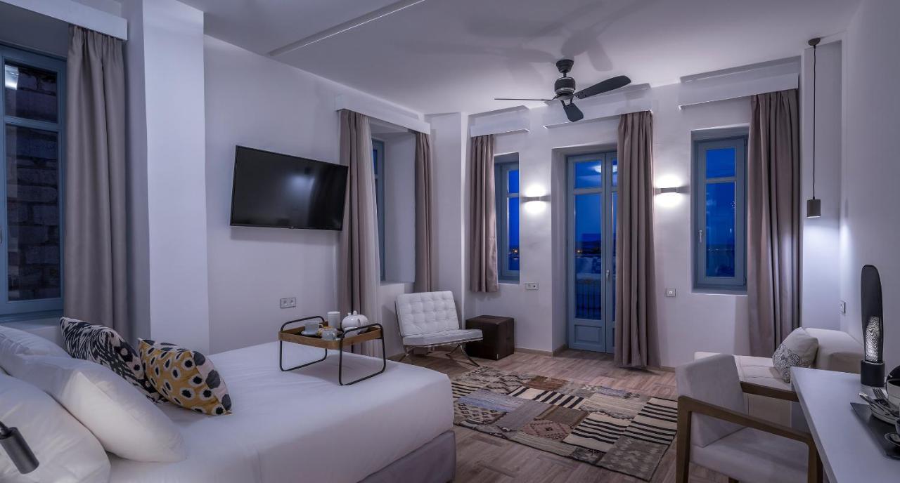 Shapes Luxury Suites Ermoupoli Exteriör bild