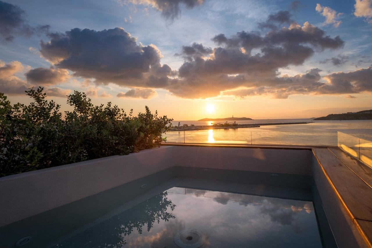 Shapes Luxury Suites Ermoupoli Exteriör bild