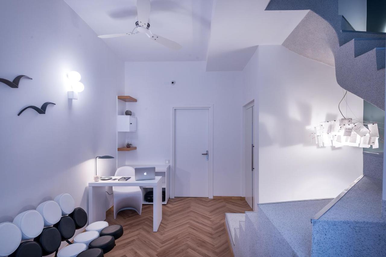 Shapes Luxury Suites Ermoupoli Exteriör bild