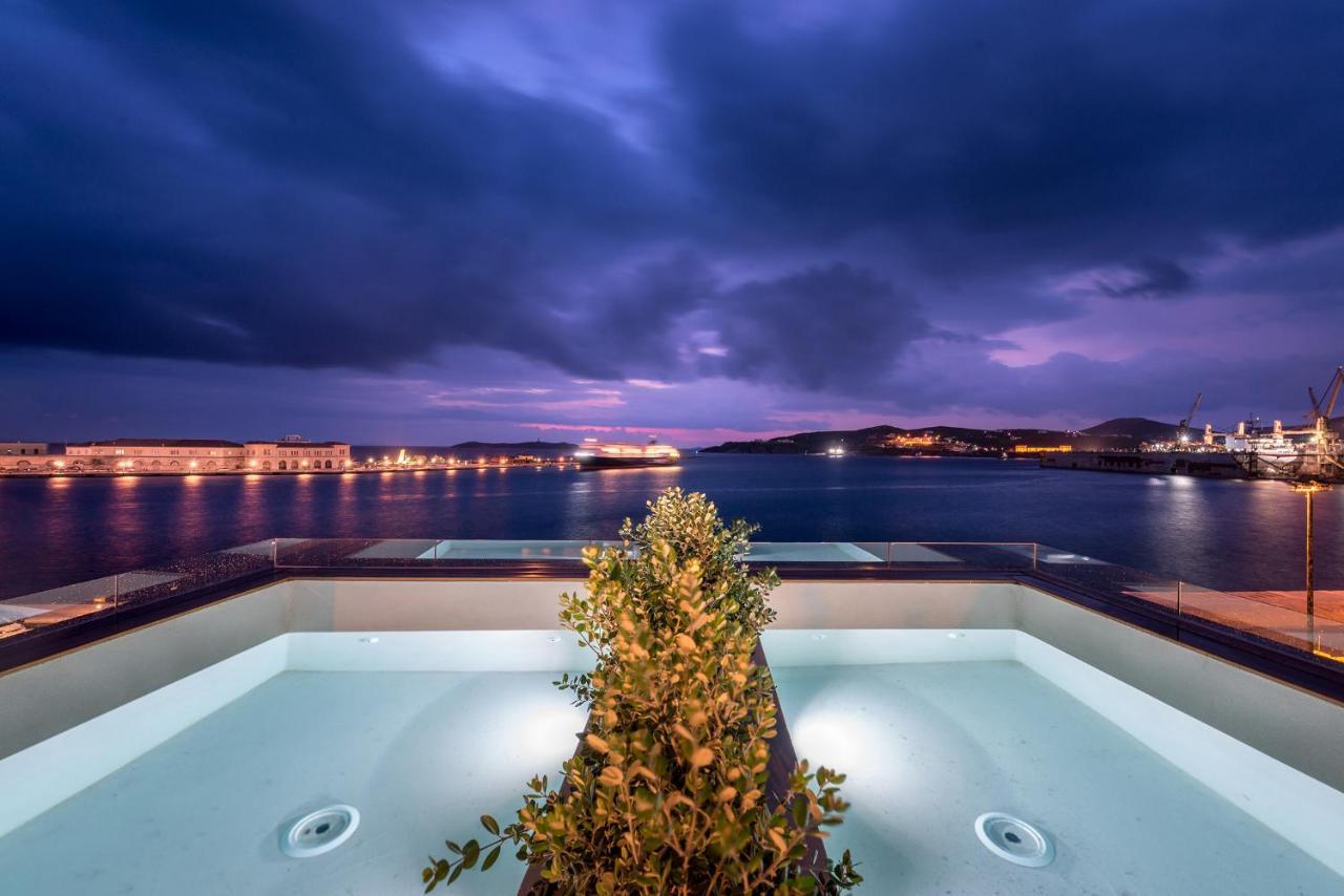 Shapes Luxury Suites Ermoupoli Exteriör bild