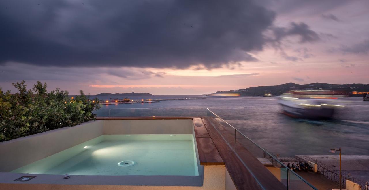 Shapes Luxury Suites Ermoupoli Exteriör bild